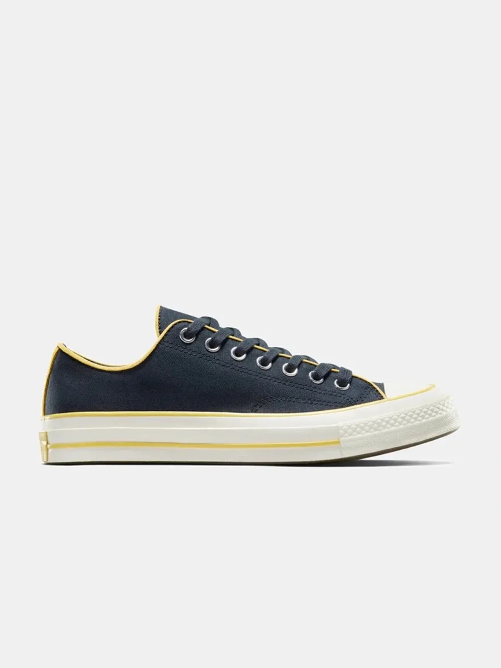 Converse Men Chuck 70 Canvas & Cotton Low Top Sneaker - Picture 4 of 11